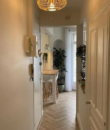 Cocon Douillet Pres De La Gare. Апартаменты