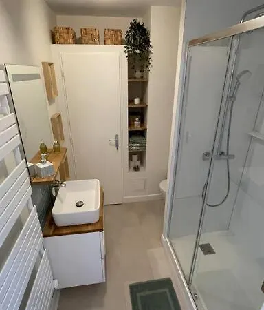 Апартаменты Cocon Douillet Pres De La Gare. *